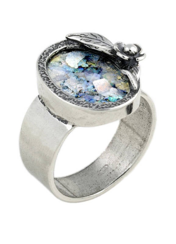 Beautiful Sterling Silver Ring set with amazing 2000 Year old Roman Glass. image 0